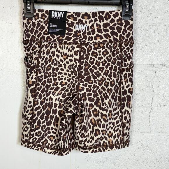 Dkny Sport Women's Mid Rise Bike Shorts - Natural Cheetah XS - Picture 8 of 9